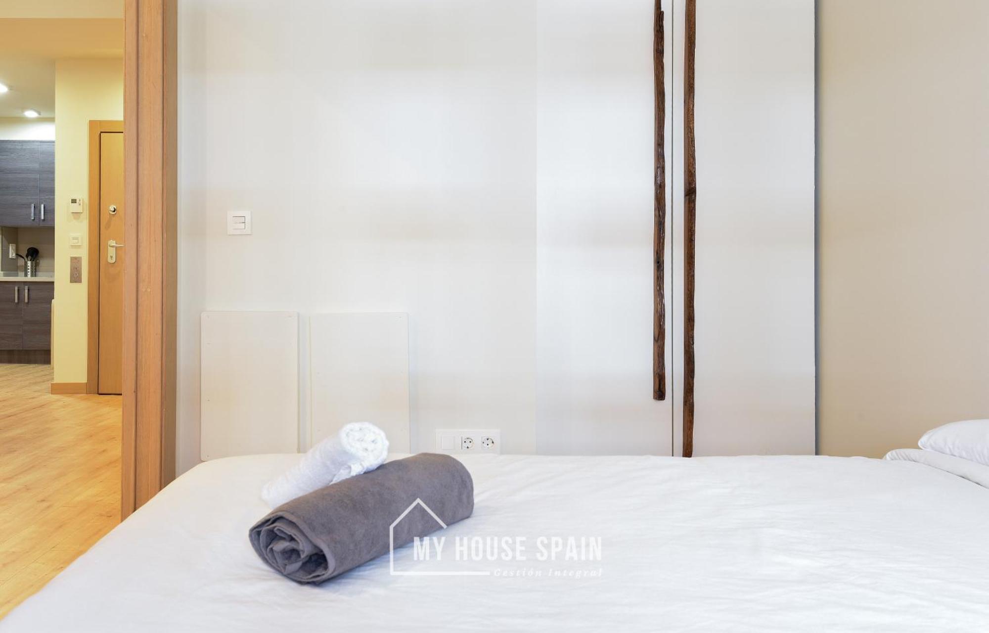 Myhousespain - La Merced Apartment 기욘 외부 사진